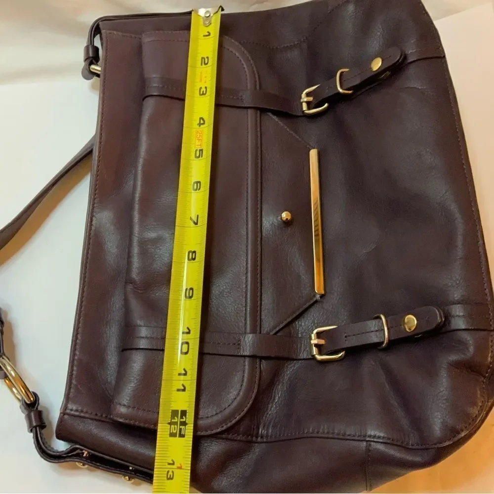 TRE VERO Purple Leather  Hobo Handbag Purse Bag-VERY NICE